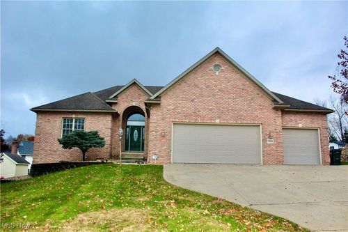 7023 Chatfield Ave Ne, Canton, OH, 44721-2512 | Card Image