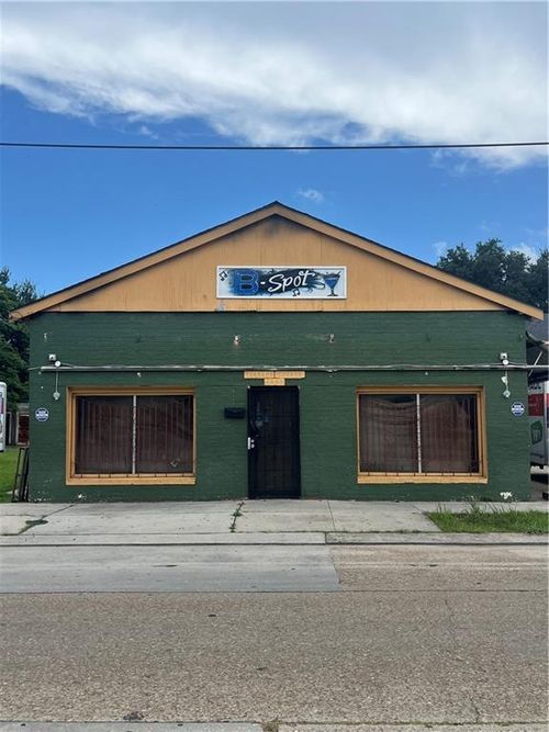 1821 Newton St, New Orleans, LA, 70114-2608 | Card Image
