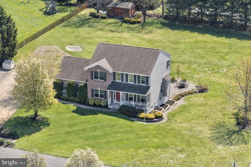 102 Concord Ct, Woolwich Twp, NJ, 08085-3002 | Card Image