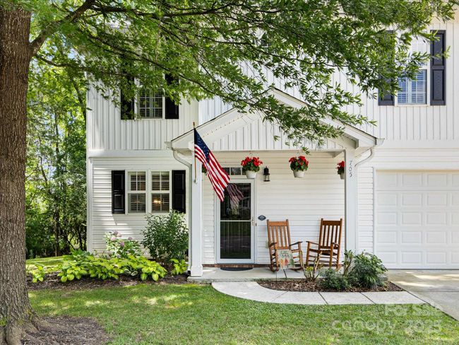 Front porch | Image 5
