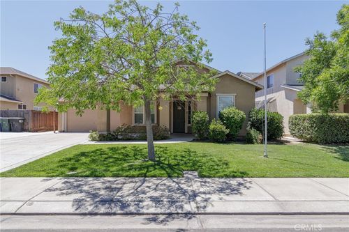 6631 Aggies Ct, Winton, CA, 95388-9677 | Card Image