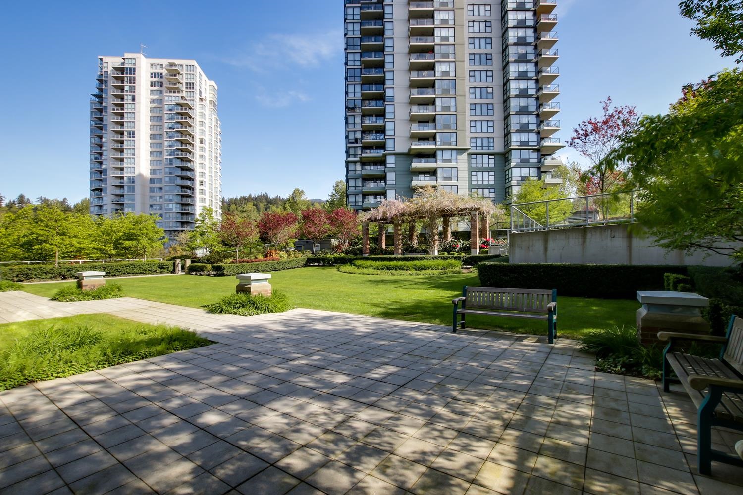 503 - 295 Guildford Way, Condo with 2 bedrooms, 2 bathrooms and 1 parking in Port Moody BC | Image 30