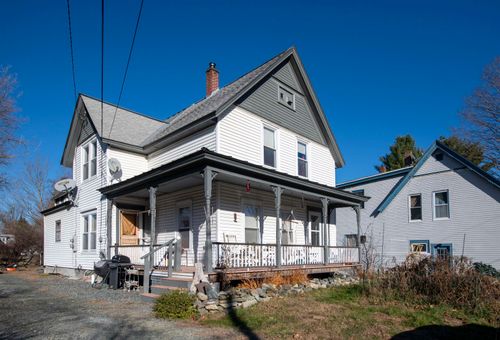 29 Hawthorn St, Wilder, VT, 05088-3000 | Card Image