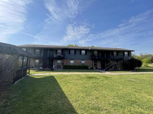 apt-5-2700 Sunny Ln, Taylor, TX, 76574-5159 | Card Image