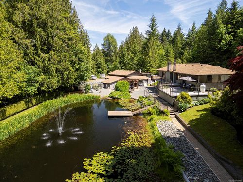 970 Mclean Rd, Qualicum Beach, BC, V9K1Y3 | Card Image