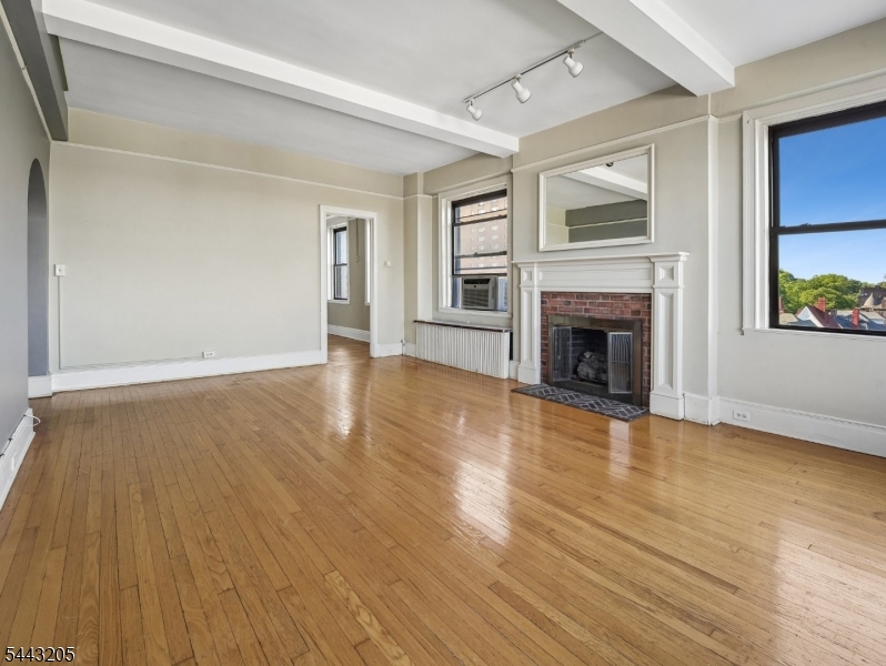 Residential in Newark City 3