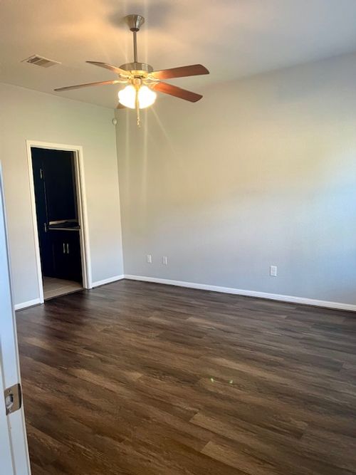 unit-113-2214 S Lakeline Blvd, Cedar Park, TX, 78613-4580 | Card Image