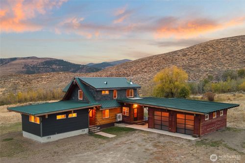 135 Hamilton Ranch Loop, Winthrop, WA, 98862-9150 | Card Image