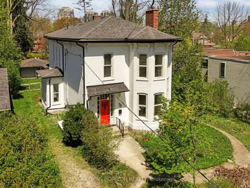 78 William St W, Waterloo, ON, N2L1J7 | Card Image