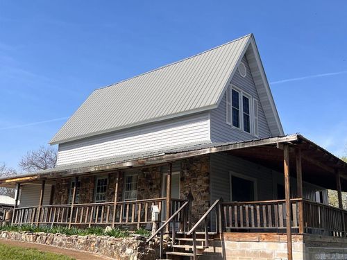 695 Summit Ave, Mammoth Spring, AR, 72554-7108 | Card Image