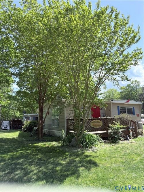 28 Lane Rd, Reedville, VA, 22539-4029 | Card Image