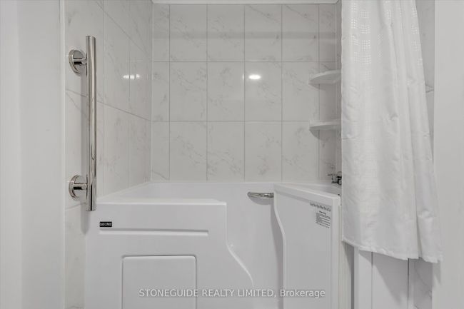 2515 Edgewood Pk, House other with 4 bedrooms, 2 bathrooms and 4 parking in Cavan ON | Image 40