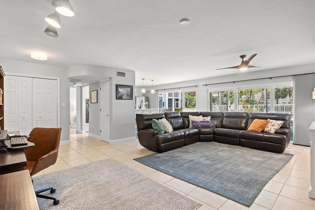UNIT-103 - 1100 Imperial Dr, House other with 2 bedrooms, 2 bathrooms and null parking in Sarasota FL | Image 20