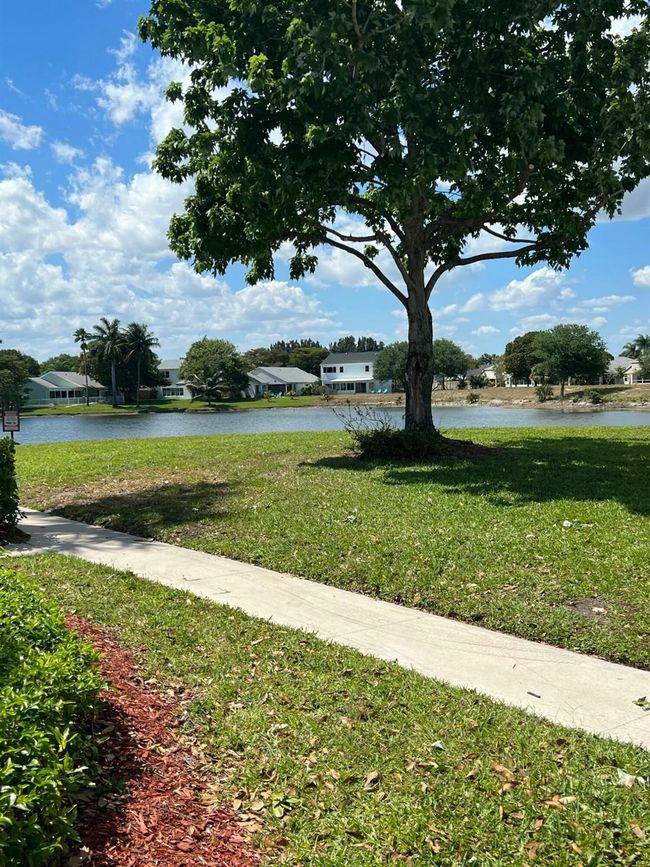 3802 Medford Ct, Townhouse with 2 bedrooms, 3 bathrooms and null parking in Boynton Beach FL | Image 62