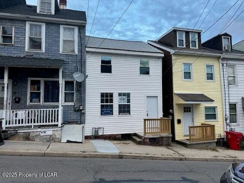 614 N 2nd St, Pottsville, PA, 17901-1712 | Card Image