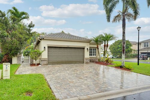 5959 Durango Dr, Lake Worth, FL, 33449-5448 | Card Image
