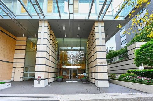 {{alt}} | Card Image