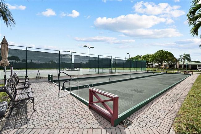 7747 Se Spicewood Cir, Home with 2 bedrooms, 2 bathrooms and null parking in Hobe Sound FL | Image 32