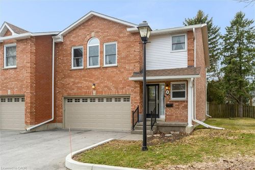 1-230 Meadowbrook Dr, Ancaster, ON, L9G4V2 | Card Image
