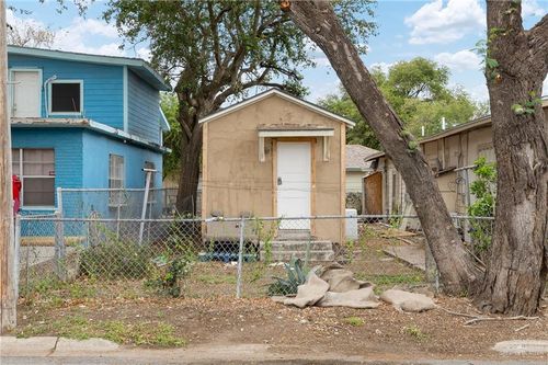 f-525 N 20th St, McAllen, TX, 78501-6911 | Card Image