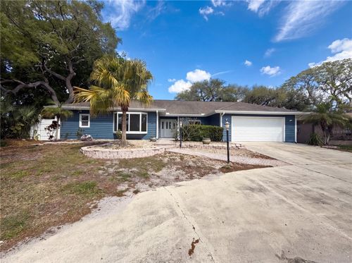 5609 Executive Dr, NEW PORT RICHEY, FL, 34652-3830 | Card Image