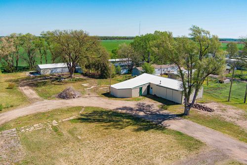 115 E Assaria Rd, Assaria, KS, 67416-8900 | Card Image
