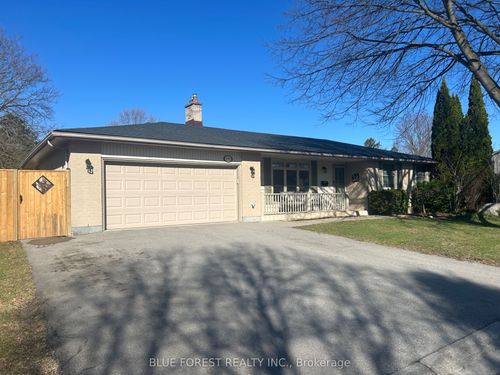 1089 Viscount Rd, London, ON, N6K1H9 | Card Image