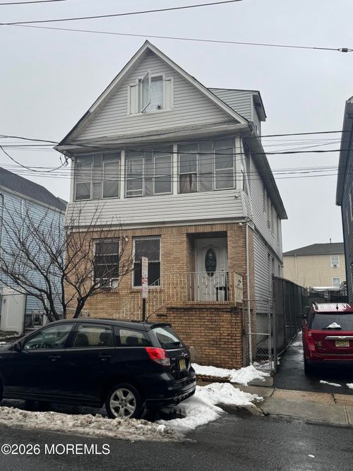 128 4th St, Elizabeth, NJ, 07206-1301 | Card Image