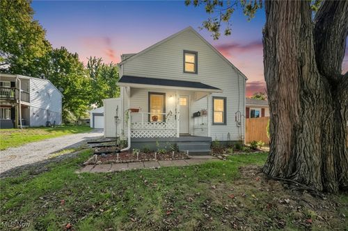1328 Alphada Ave, Akron, OH, 44310-2646 | Card Image