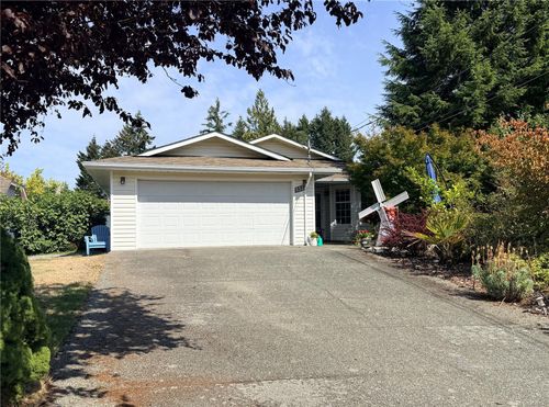 555 Hooper Pl, Ladysmith, BC, V9G1W5 | Card Image