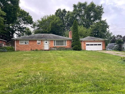 1410 48th St Nw, Canton, OH, 44709-1216 | Card Image