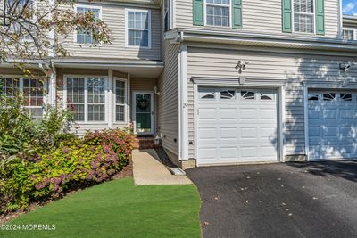 20 Straton Court, Condo with 3 bedrooms, 2 bathrooms and 2 parking in Parlin NJ | Image 3