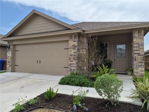 7625 Rustler Ln, Corpus Christi, TX, 78414-2227 | Card Image