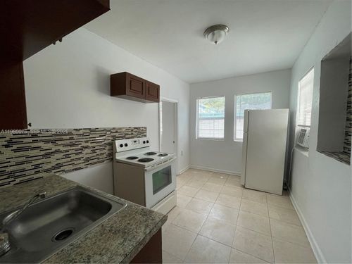 apt-4-1060 Nw 47th St, Miami, FL, 33127-2260 | Card Image