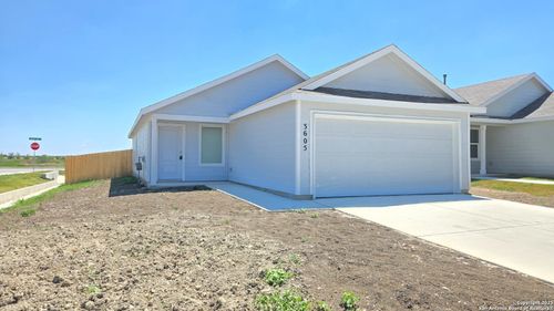 3605 Swift Fox Rd, New Braunfels, TX, 78132-0233 | Card Image