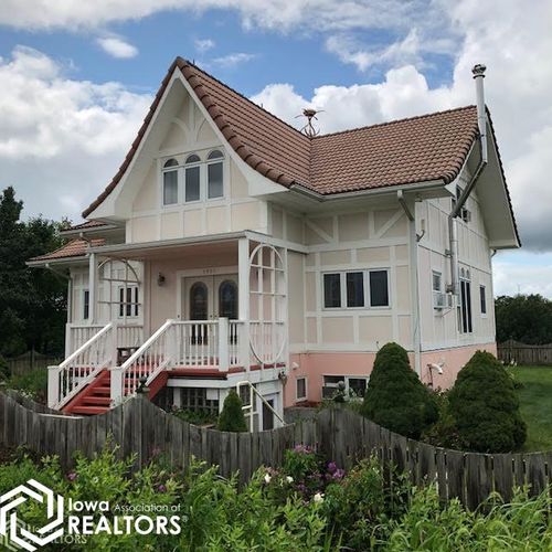 1961 Sunrise Dr, Fairfield, IA, 52556-9084 | Card Image