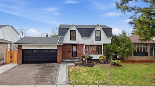 88 Dawn Hill Trail, Thornhill, ON, L3T3B3 | Card Image