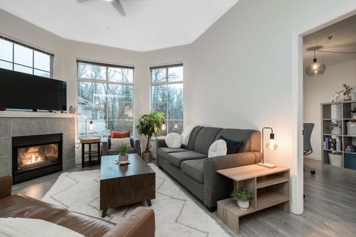 401-2678 Dixon St, Port Coquitlam, BC, V3C6L7 | Card Image