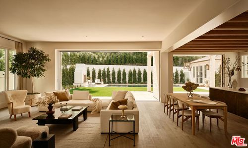 15620 Woodvale Rd, Encino, CA, 91436 | Card Image