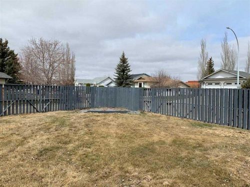 345 2 St W, Duchess, AB, T0J | Card Image