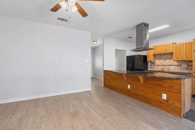 1102 Ivybridge Dr, House other with 3 bedrooms, 2 bathrooms and 2 parking in Pflugerville TX | Image 5