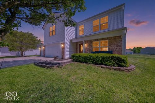 2705 Camelot Way, Greenwood, IN, 46143-6735 | Card Image