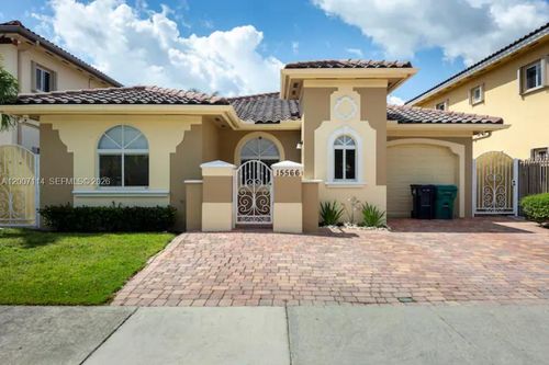 15566 Sw 13th Ter, Miami, FL, 33194-2593 | Card Image