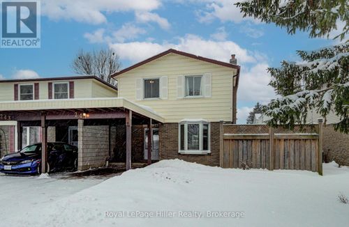 241 Willow St, Stratford, ON, N5A3B6 | Card Image