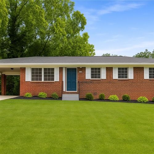 2521 Whites Mill Ln, Decatur, GA, 30032-6320 | Card Image