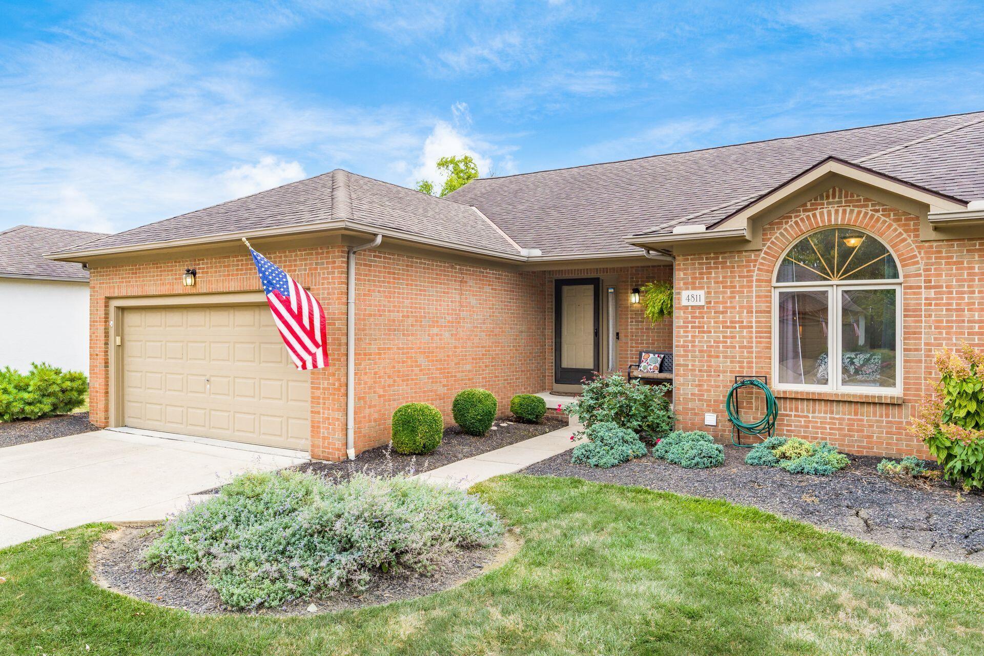 Cypress Grove Ct, Groveport, OH 43125
