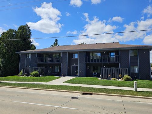 a-3233 W Meadows Court, Sheboygan, WI, 53081 | Card Image