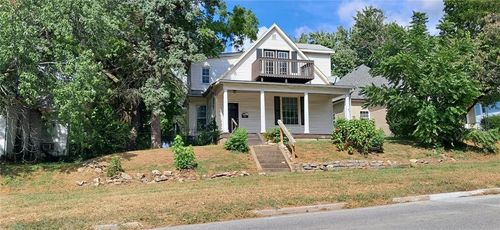 3315 Mitchell Ave, Saint Joseph, MO, 64507-2049 | Card Image