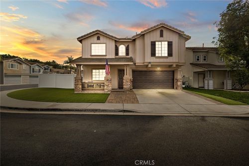 28 Tomahawk St, Trabuco Canyon, CA, 92679-5324 | Card Image