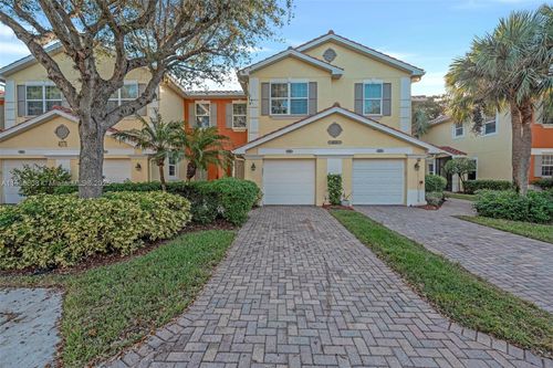 apt-707-4371 Lazio Way, FORT MYERS, FL, 33901-9672 | Card Image